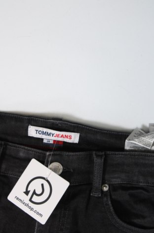 Męskie jeansy Tommy Jeans, Rozmiar S, Kolor Czarny, Cena 610,92 zł