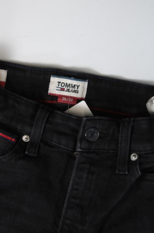 Blugi de bărbați Tommy Jeans, Mărime S, Culoare Negru, Preț 188,49 Lei