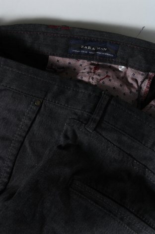 Pánske džínsy  Zara Man, Veľkosť L, Farba Sivá, Cena  11,34 €