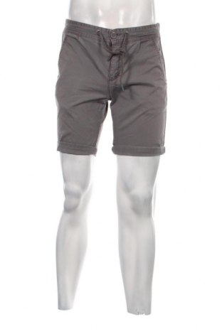 Мъжки къс панталон Calvin Klein Jeans, Размер M, Цвят Сив, Цена 28,90 лв.