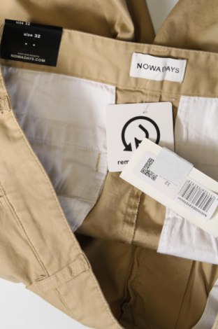 Pantaloni scurți de bărbați Nowadays, Mărime M, Culoare Bej, Preț 190,79 Lei