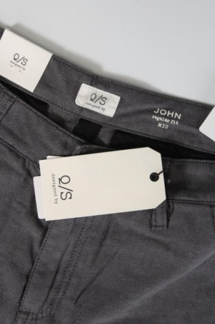 Pantaloni scurți de bărbați Q/S by S.Oliver, Mărime S, Culoare Gri, Preț 40,07 Lei
