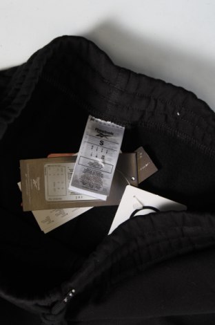 Ανδρικό κοντό παντελόνι Reebok, Μέγεθος S, Χρώμα Μαύρο, Τιμή 29,60 €