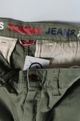 Ανδρικό κοντό παντελόνι Tommy Jeans, Μέγεθος S, Χρώμα Πράσινο, Τιμή 92,78 €