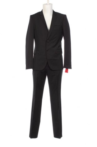 Мъжки костюм Hugo Boss, Размер M, Цвят Черен, Цена 569,48 лв.