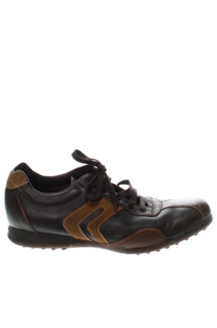 Мъжки обувки Geox, Размер 41, Цвят Кафяв, Цена 65,96 лв.