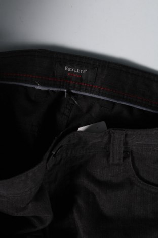 Pantaloni de bărbați Bexleys, Mărime M, Culoare Gri, Preț 24,80 Lei