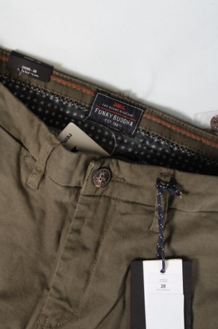 Pantaloni de bărbați Funky Buddha, Mărime S, Culoare Verde, Preț 286,18 Lei