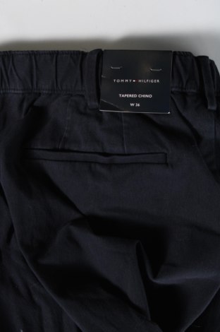 Pantaloni de bărbați Tommy Hilfiger, Mărime L, Culoare Albastru, Preț 144,51 Lei