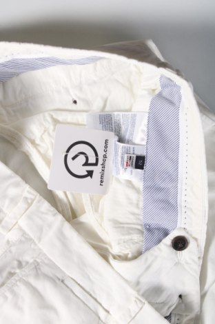 Мъжки панталон Tommy Hilfiger, Размер L, Цвят Бял, Цена 43,93 лв.