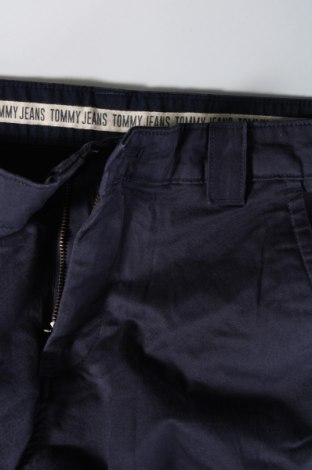 Мъжки панталон Tommy Jeans, Размер M, Цвят Син, Цена 57,30 лв.
