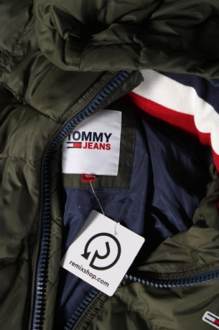 Ανδρικό μπουφάν Tommy Jeans, Μέγεθος L, Χρώμα Πράσινο, Τιμή 105,40 €