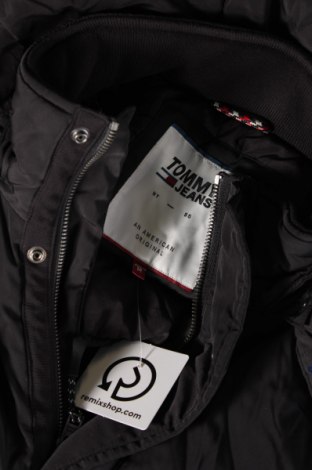 Pánska bunda  Tommy Jeans, Veľkosť M, Farba Čierna, Cena  60,39 €