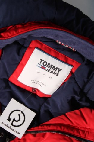 Herrenjacke Tommy Jeans, Größe L, Farbe Rot, Preis 98,82 €