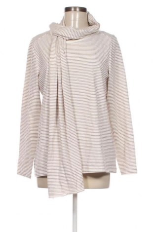 Piżama
 Marks & Spencer, Rozmiar XL, Kolor Biały, Cena 107,47 zł