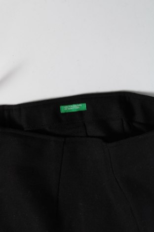 Пола United Colors Of Benetton, Размер M, Цвят Черен, Цена 11,89 лв.