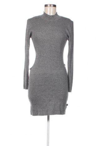 Kleid Anastacia, Größe M, Farbe Grau, Preis € 4,21