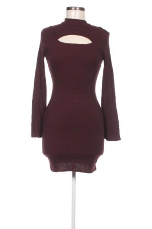 Kleid Bershka, Größe M, Farbe Rot, Preis 3,63 €