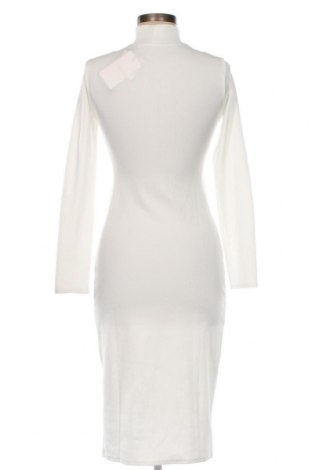Kleid Femme Luxe, Größe M, Farbe Weiß, Preis 5,93 €