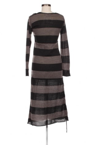 Kleid La Mode Est A Vous, Größe M, Farbe Mehrfarbig, Preis 8,30 €