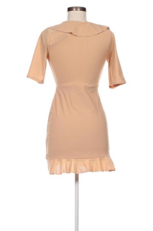 Kleid Pretty Little Thing, Größe S, Farbe Beige, Preis 3,84 €