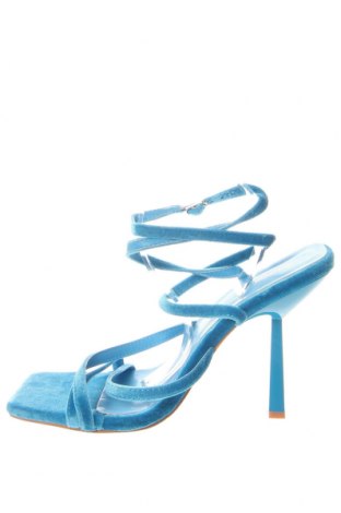 Sandále Pretty Little Thing, Veľkosť 39, Farba Modrá, Cena  40,72 €