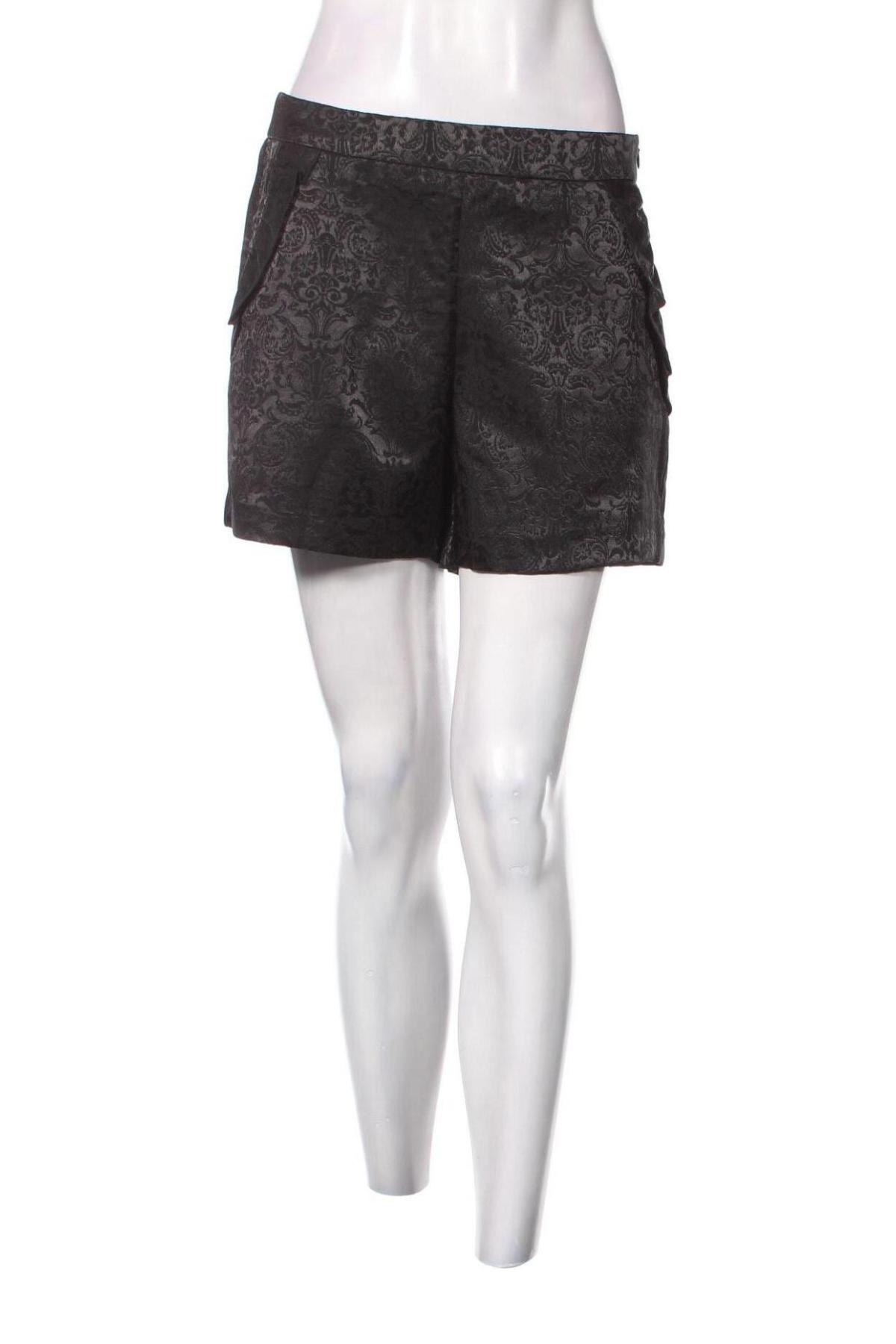 Γυναικείο κοντό παντελόνι Irl, Μέγεθος M, Χρώμα Μαύρο, Τιμή 7,51 €