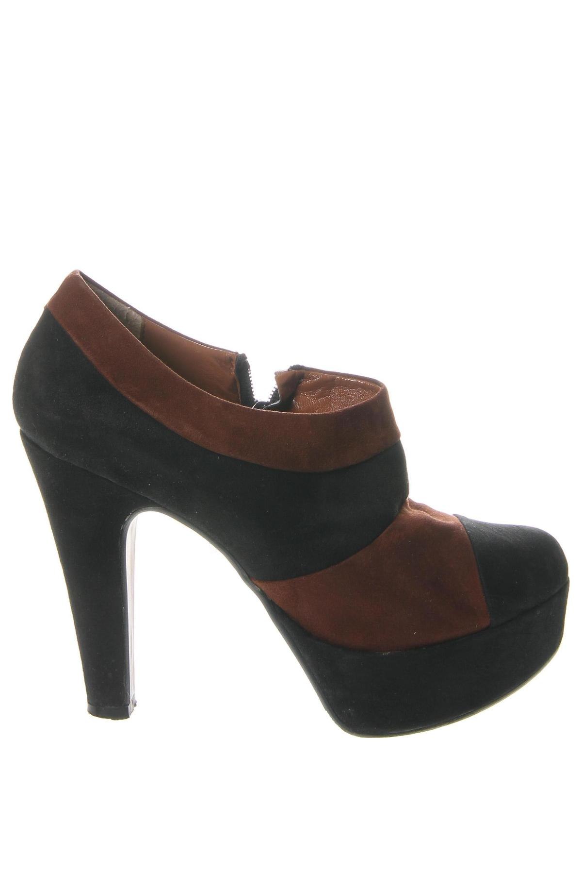 Γυναικεία παπούτσια Vera Pelle, Μέγεθος 38, Χρώμα Πολύχρωμο, Τιμή 6,75 €