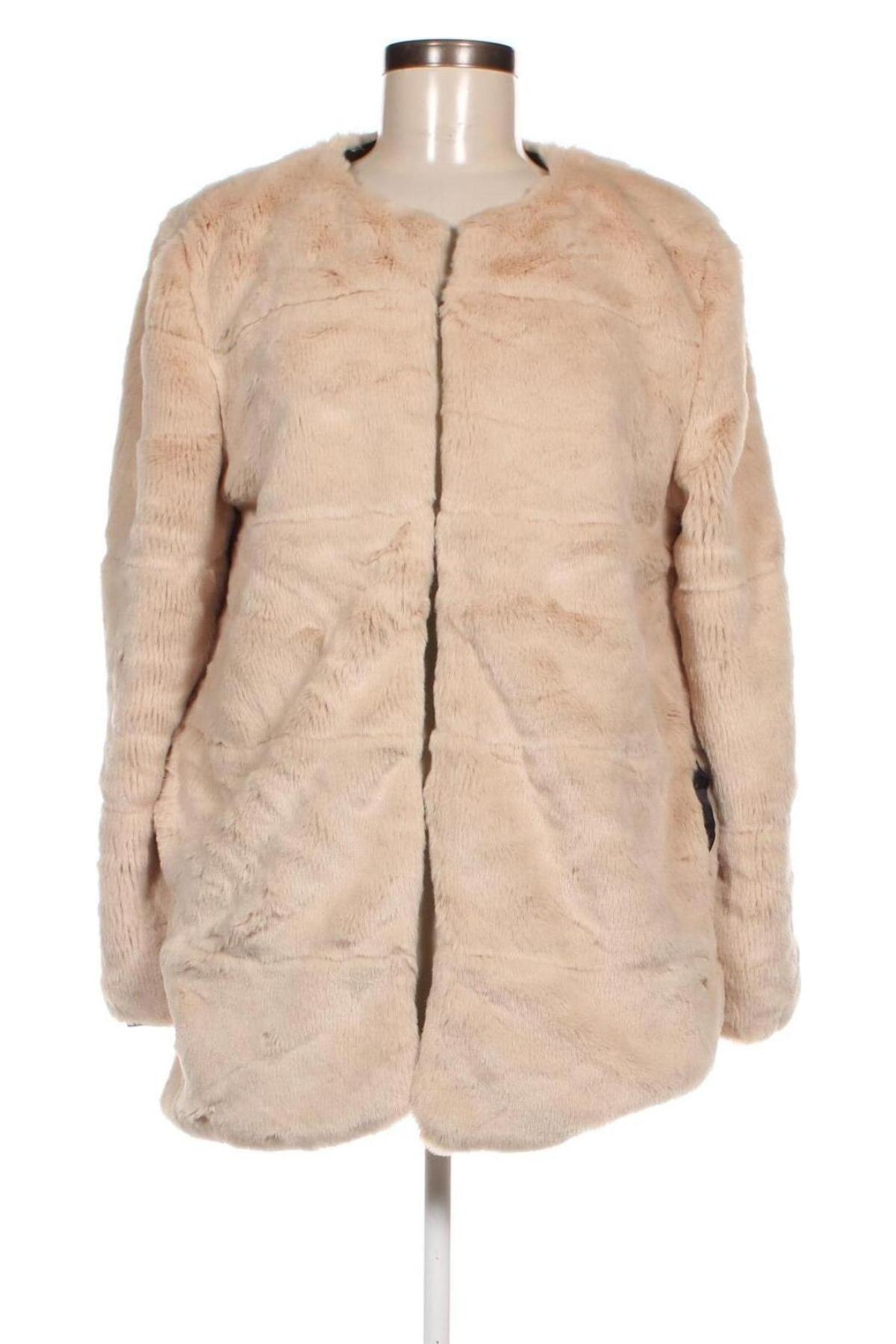 Дамско палто Choies, Размер M, Цвят Бежов, Цена 16,80 лв.