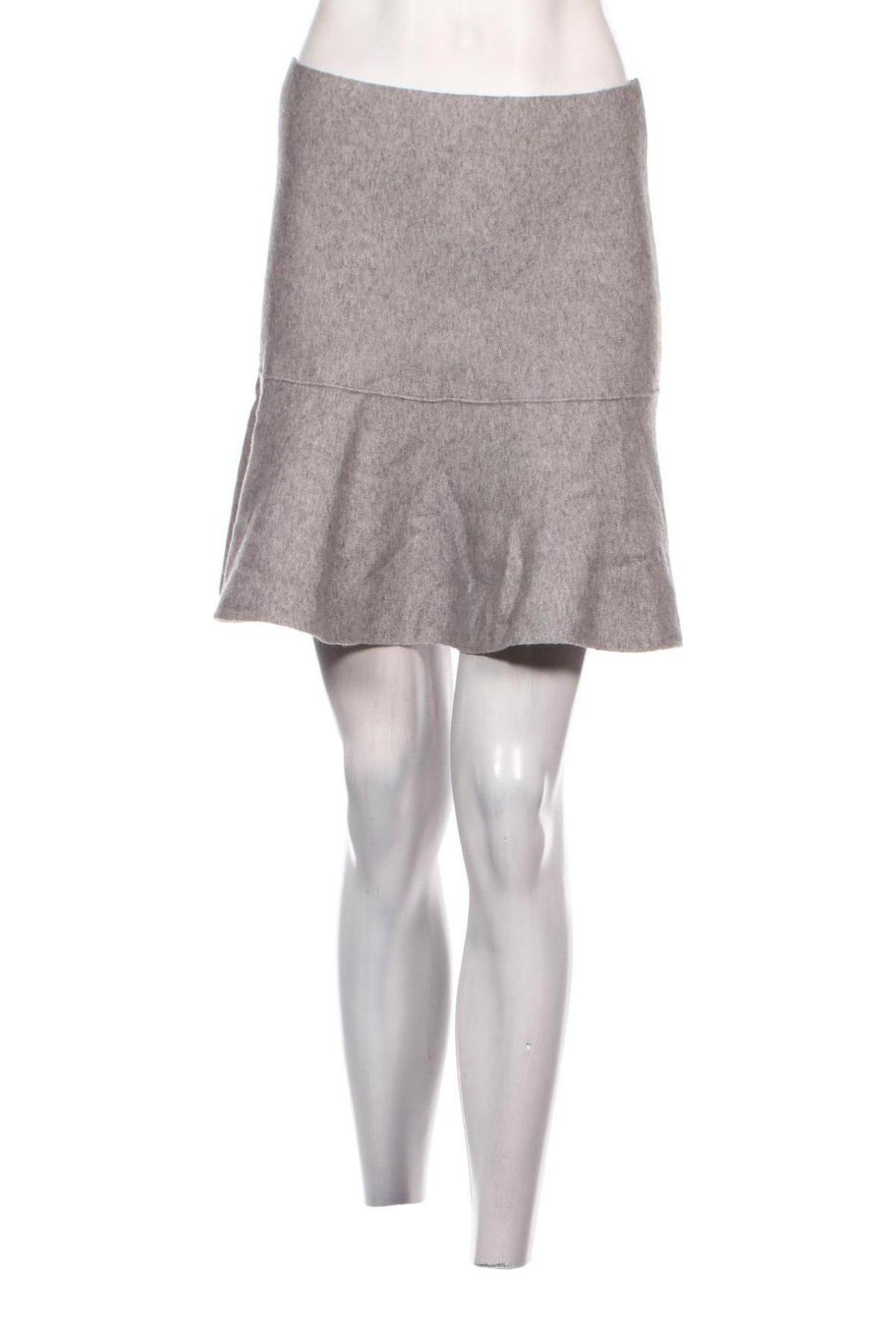 Пола Zara Knitwear, Размер M, Цвят Сив, Цена 7,40 лв.
