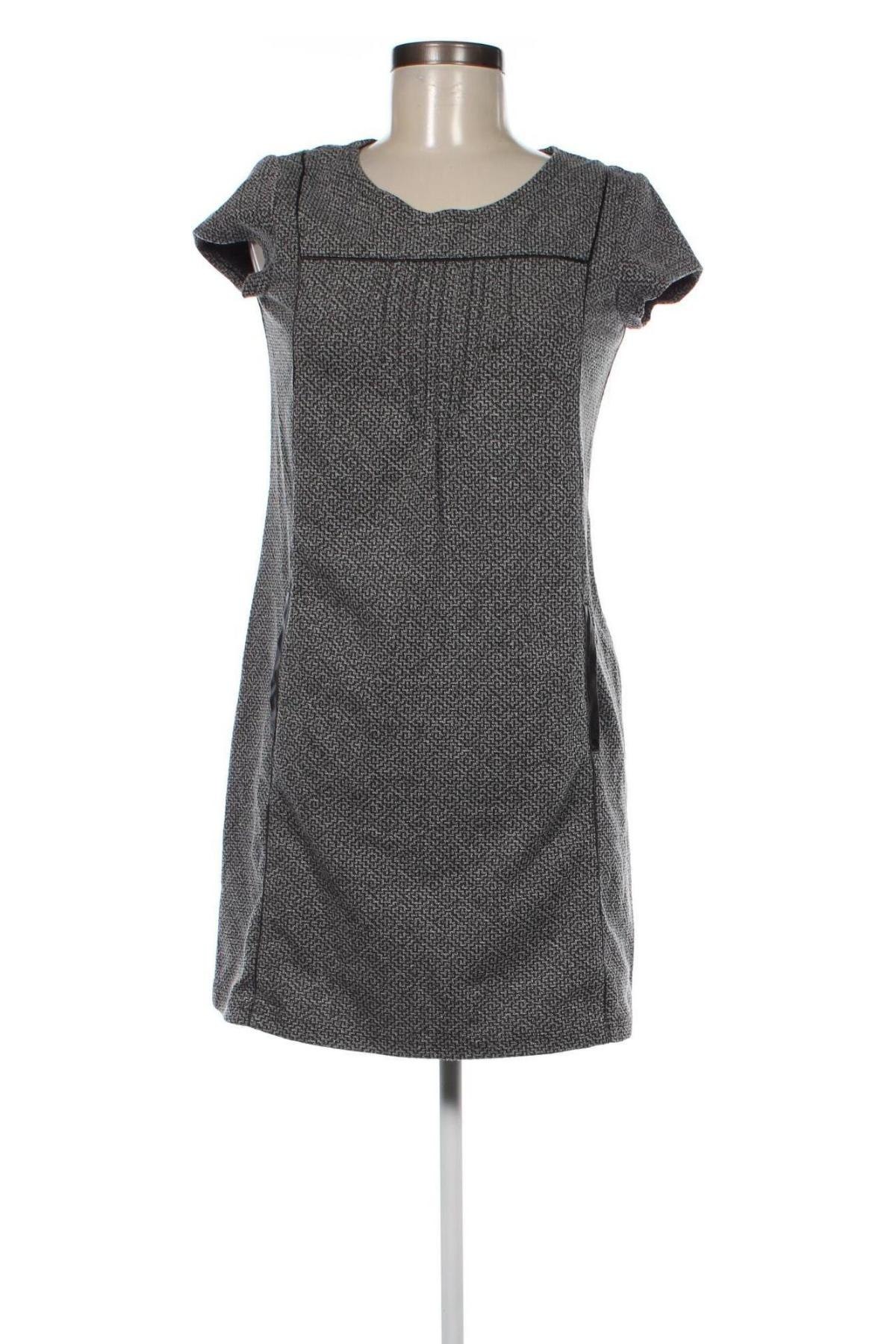 Kleid Akela Key, Größe M, Farbe Grau, Preis € 3,63