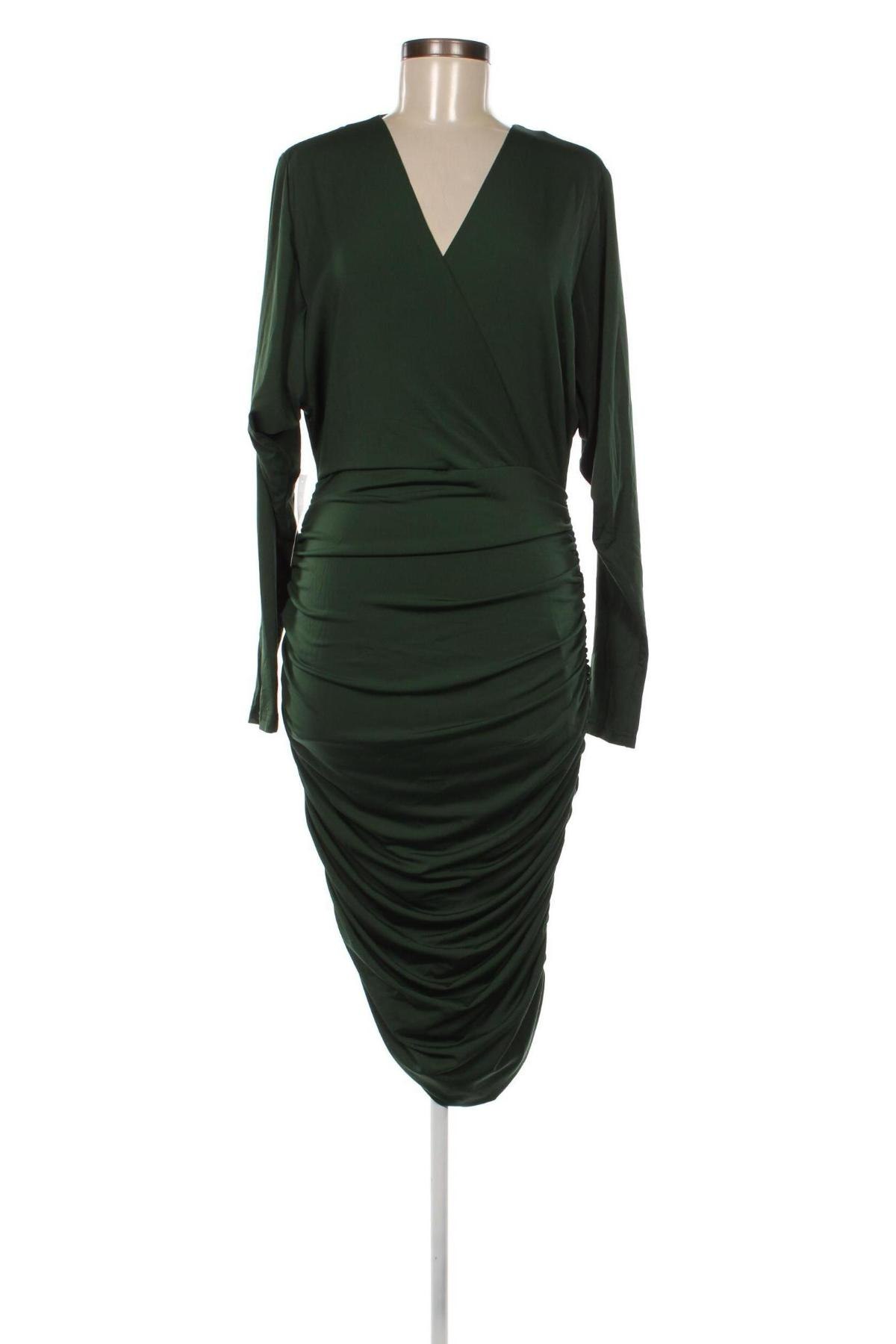 Kleid Ax Paris, Größe M, Farbe Grün, Preis 12,25 €