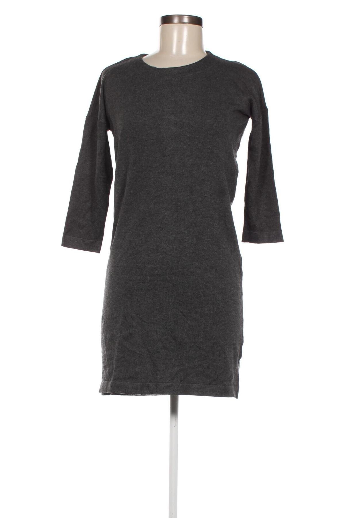 Šaty  Vero Moda, Veľkosť XS, Farba Sivá, Cena  2,95 €