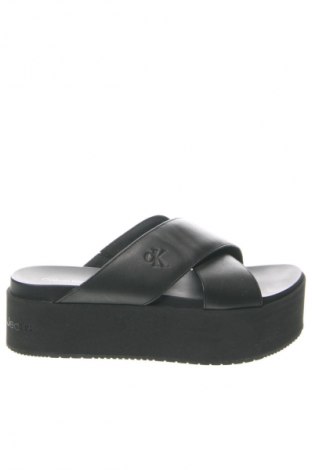 Papuci Calvin Klein Jeans, Mărime 38, Culoare Negru, Preț 382,99 Lei