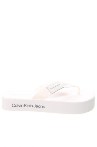 Чехли Calvin Klein Jeans, Размер 37, Цвят Бял, Цена 58,99 лв.