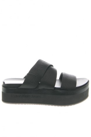 Pantofle Calvin Klein Jeans, Velikost 38, Barva Černá, Cena  1 646,00 Kč
