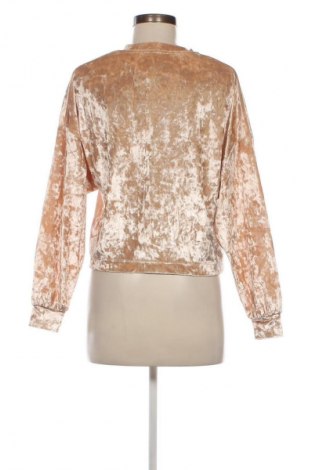 Damen Shirt Stradivarius, Größe M, Farbe Beige, Preis 4,99 €