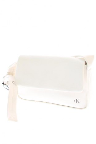 Γυναικεία τσάντα Calvin Klein Jeans, Χρώμα Λευκό, Τιμή 82,99 €