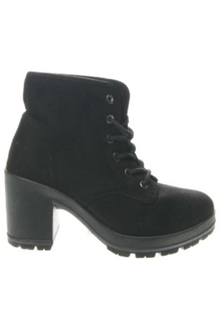 Damen Stiefeletten Sinsay, Größe 36, Farbe Schwarz, Preis 24,46 €