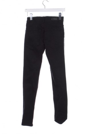 Γυναικείο Τζίν Bershka, Μέγεθος XS, Χρώμα Μαύρο, Τιμή 3,99 €