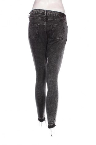 Damen Jeans Denim 1982, Größe M, Farbe Grau, Preis 4,99 €