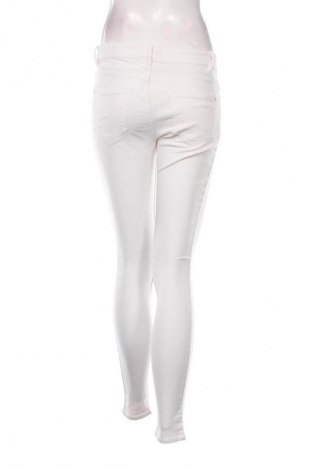 Damen Jeans New Look, Größe S, Farbe Weiß, Preis 5,99 €