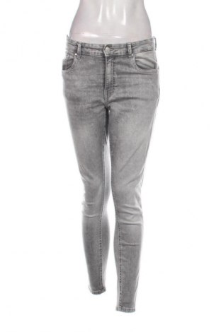 Damen Jeans Reserved, Größe M, Farbe Grau, Preis 14,84 €