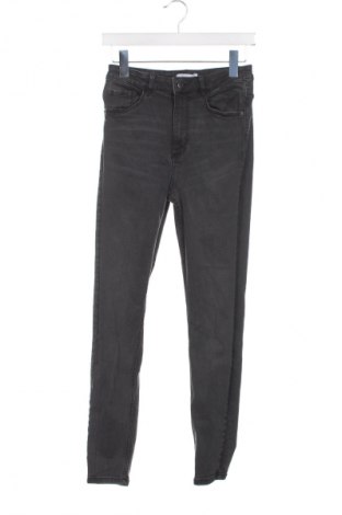 Damen Jeans Reserved, Größe S, Farbe Grau, Preis 5,99 €