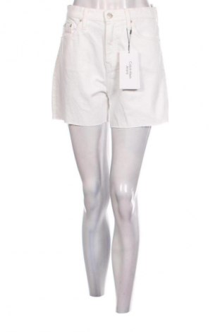 Pantaloni scurți de femei Calvin Klein Jeans, Mărime M, Culoare Alb, Preț 376,99 Lei