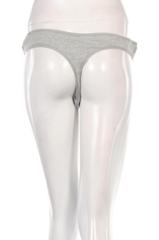Dámsky komplet  Calvin Klein, Veľkosť XL, Farba Viacfarebná, Cena  47,95 €