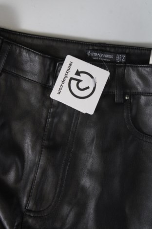 Damenhose Stradivarius, Größe XS, Farbe Schwarz, Preis € 10,99