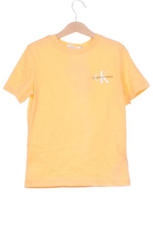 Детска тениска Calvin Klein Jeans, Размер 8-9y/ 134-140 см, Цвят Оранжев, Цена 49,99 лв.