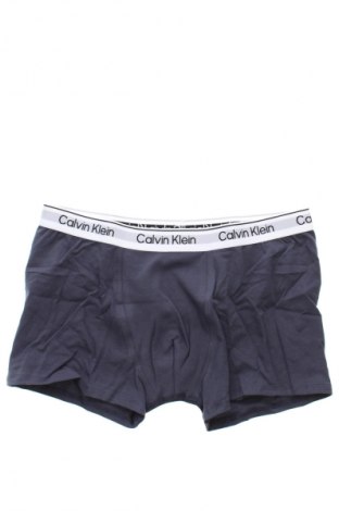 Dětský komplet  Calvin Klein, Velikost 9-10y/ 140-146 cm, Barva Vícebarevné, Cena  909,00 Kč