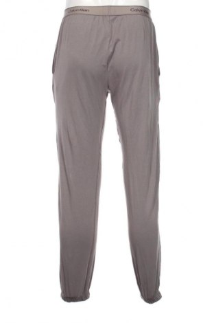 Piżama
 Calvin Klein, Rozmiar M, Kolor Szary, Cena 268,99 zł